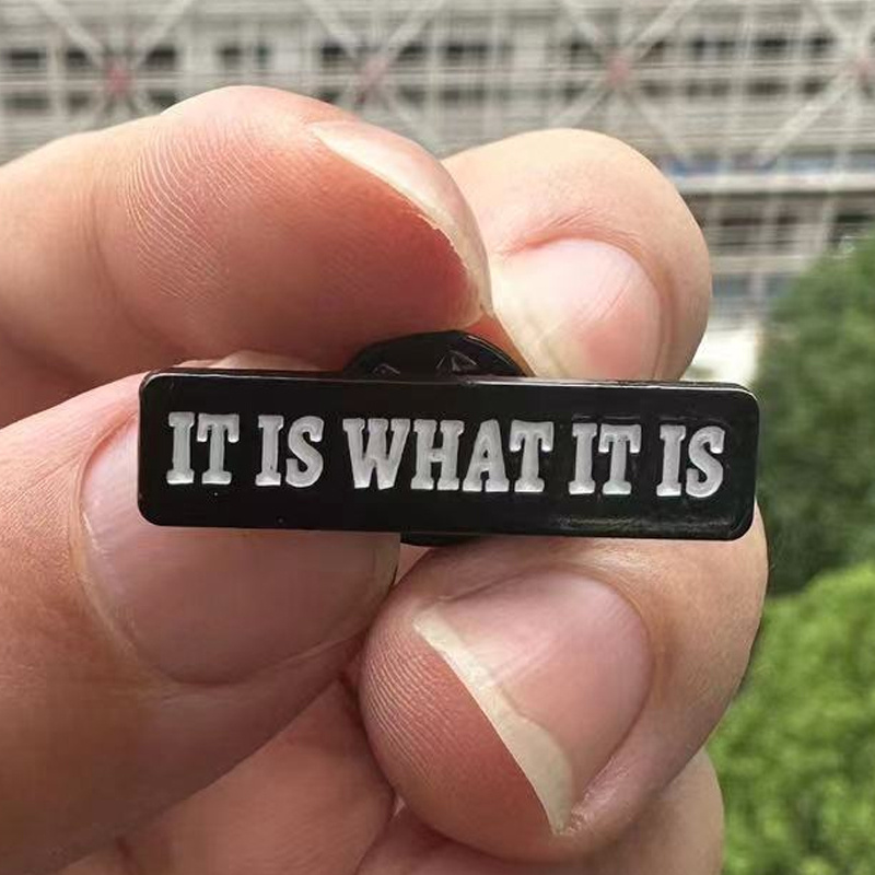 Vintage Fashion Quotes - Broche con cita de letra 