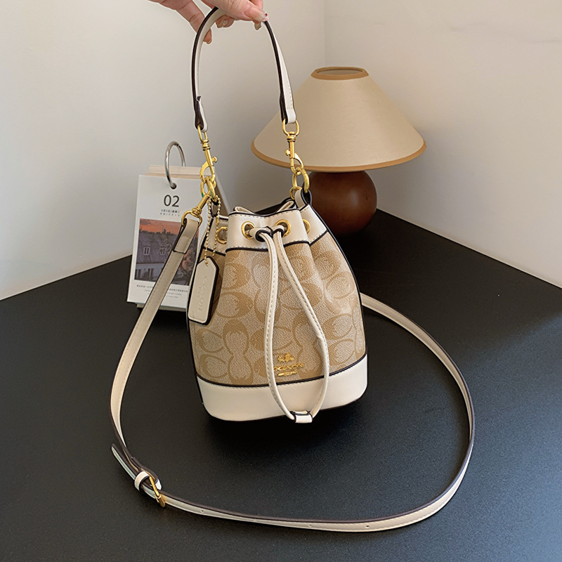 Vintage Fashion Boutique - Nuevo bolso de mano vintage con