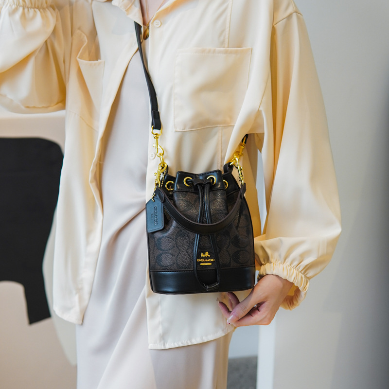 Nuevo bolso de mano vintage co - Vintage Fashion Boutique reseña y precio