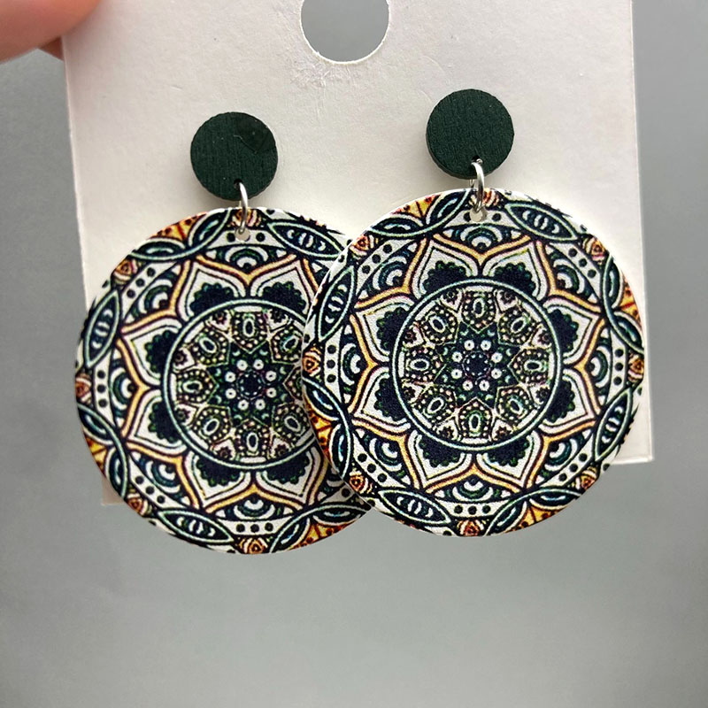 Pendientes de madera con estam - Vintage Fashion Illustrations reseña y precio