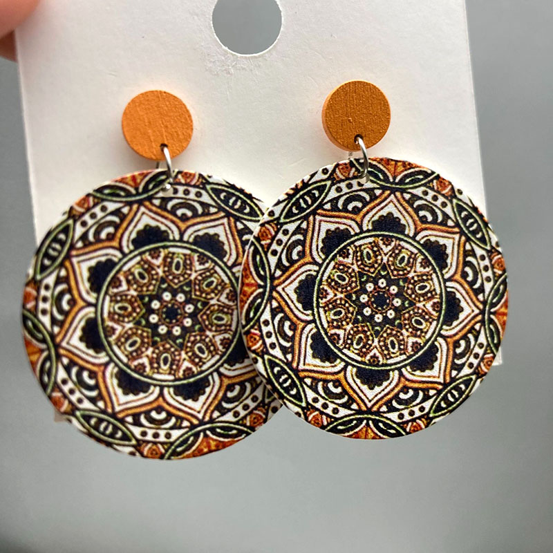 Pendientes de madera con estam - Vintage Fashion Illustrations reseña y precio