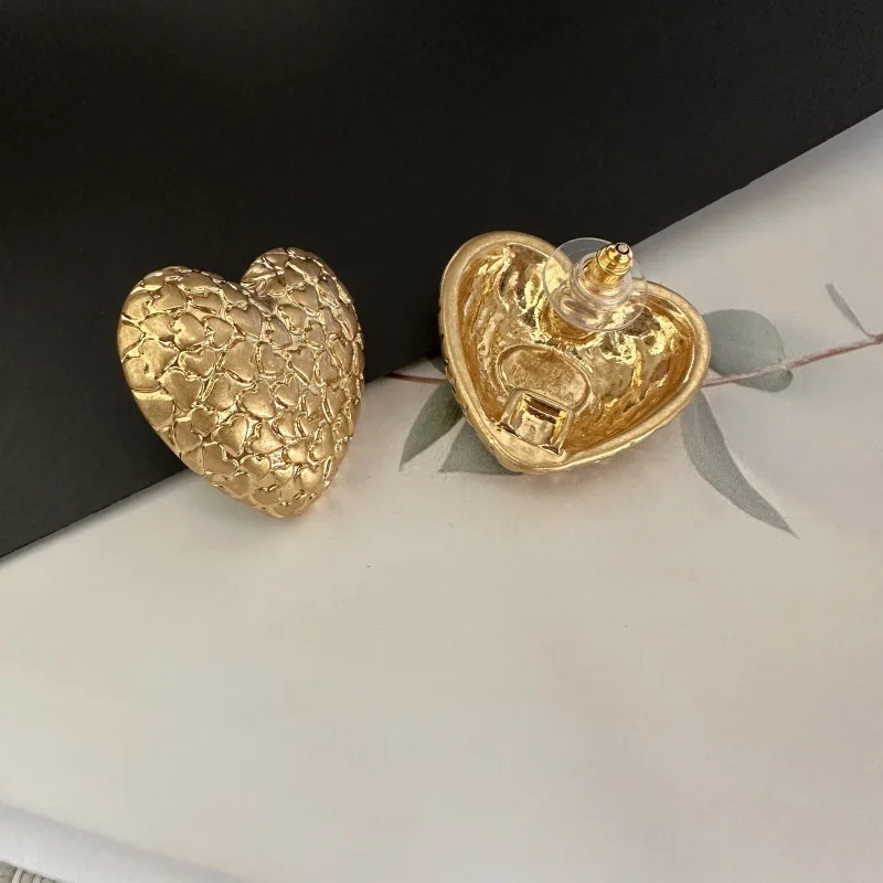 Os Fashion Jewelry Pendientes  - Vintage Fashion Illustrations reseña y precio