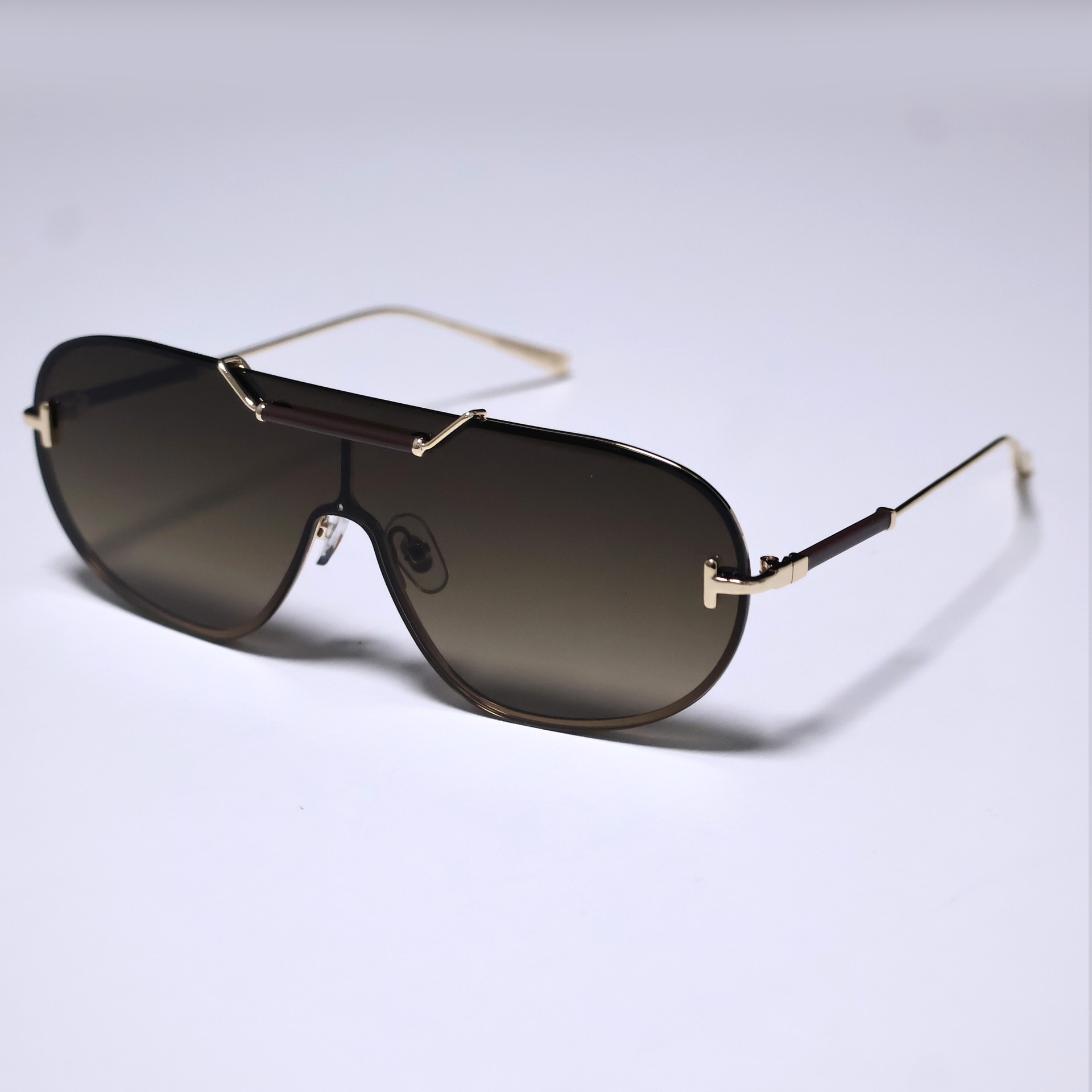 Gafas de sol de diseño lujoso  - Vintage Fashion Pieces reseña y precio